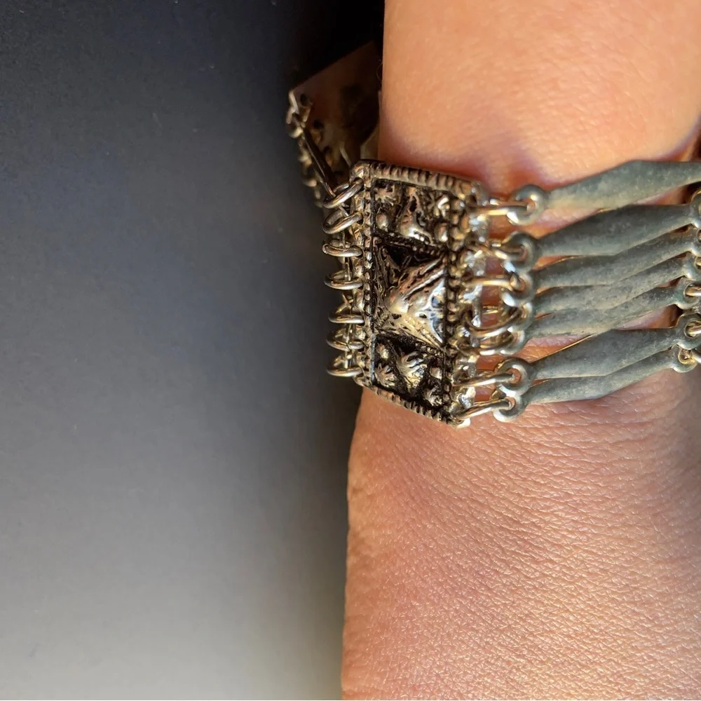 Vintage this bracelet